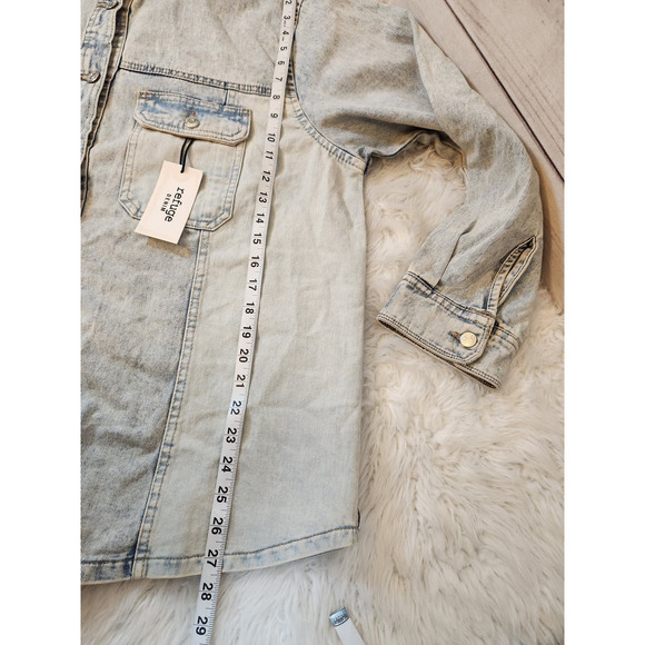 Refuge Women's Light Wash‎ Long Sleeve Denim Button Front Jean Jacket Size S NWT - Picture 5 of 5